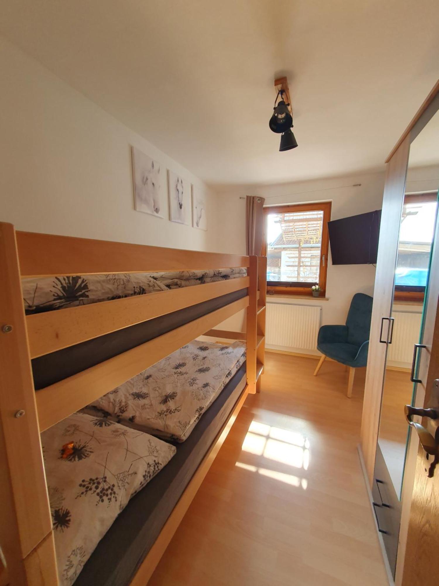 Lechufer, 80M2, Haushaelfte Mit Privatem Eingang, Kaminofen, Terrasse, Garten Pinswang Eksteriør billede