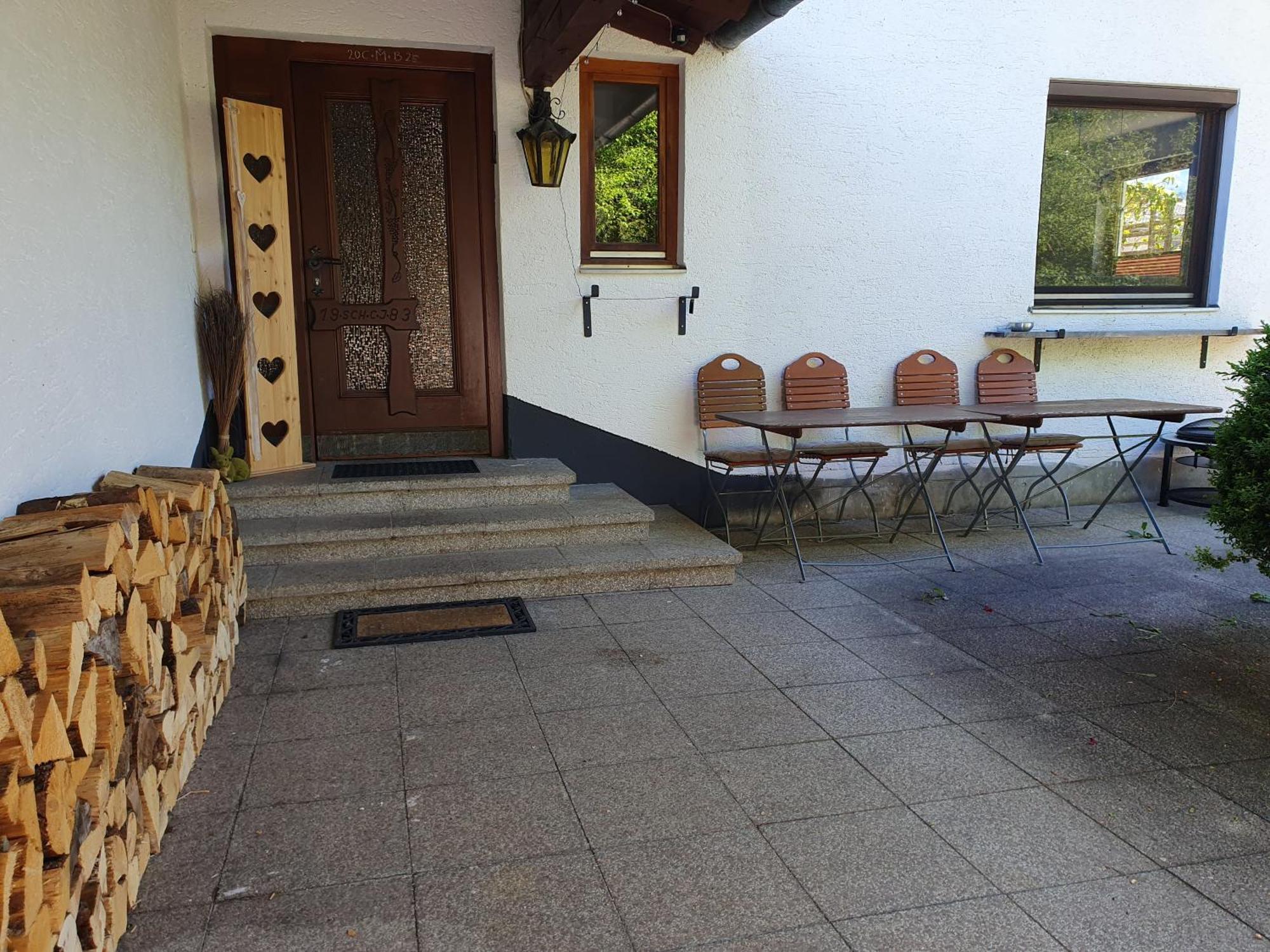 Lechufer, 80M2, Haushaelfte Mit Privatem Eingang, Kaminofen, Terrasse, Garten Pinswang Eksteriør billede